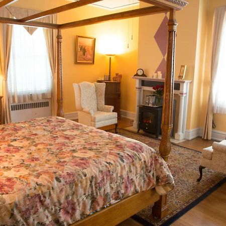 Morehead Manor Bed And Breakfast Durham Esterno foto