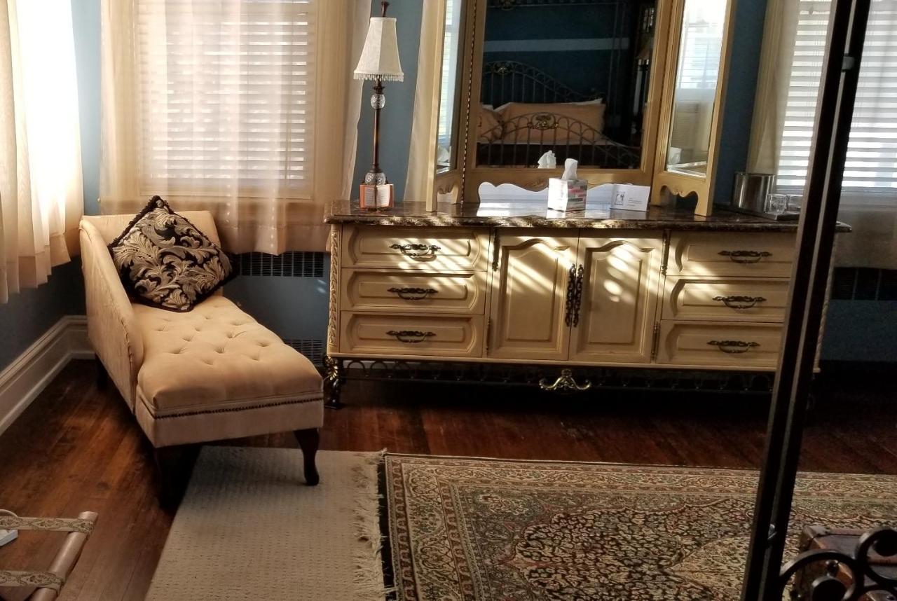 Morehead Manor Bed And Breakfast Durham Esterno foto
